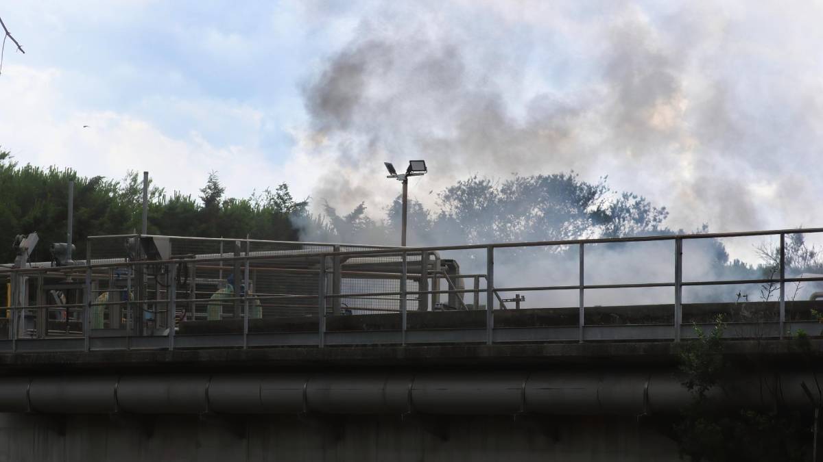 Ravenna. Incendio al depuratore spento dai vigili del fuoco. Attività ridotte del 30%