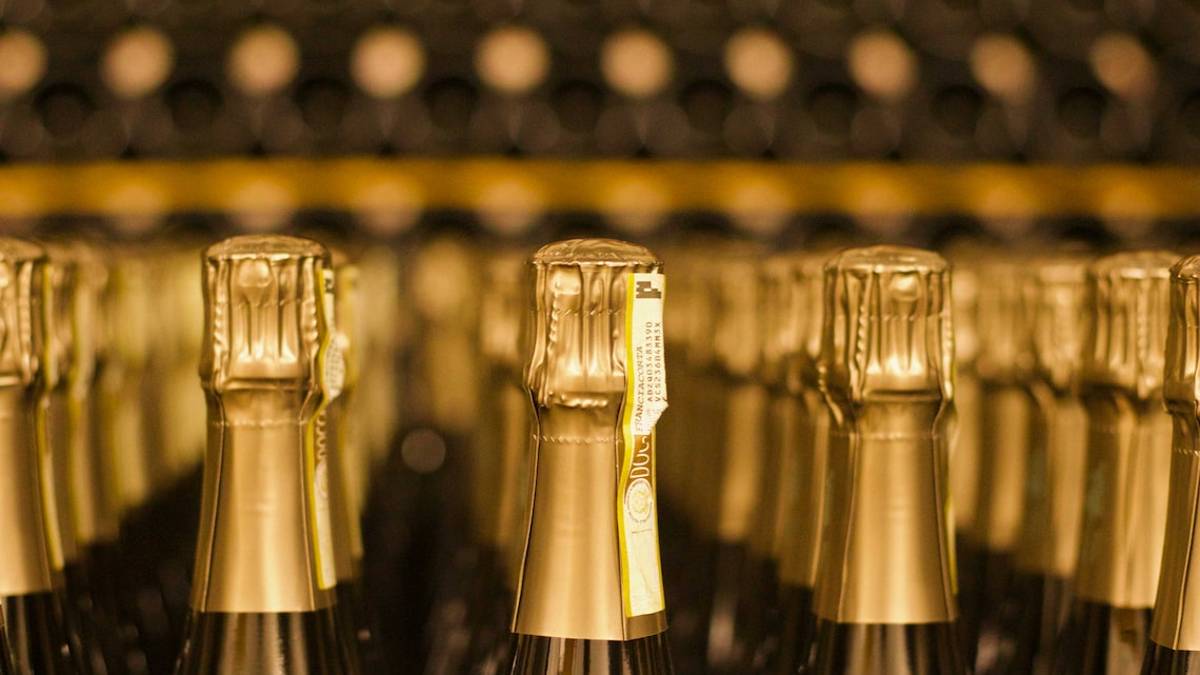 Ravenna, notte di San Silvestro: emanata l’ordinanza antivetro in centro storico