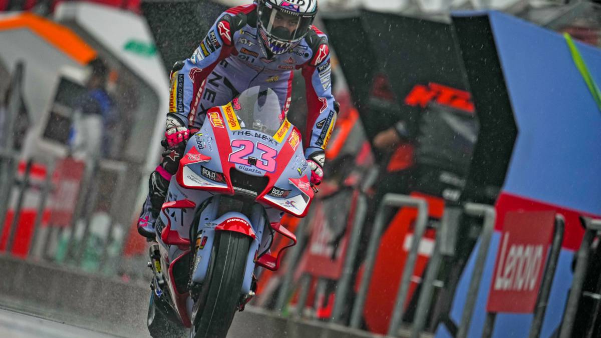 MotoGp, Gp d'Olanda: Bagnaia si prende la pole, Bezzecchi fantastico 4°, sfortunato Bastianini