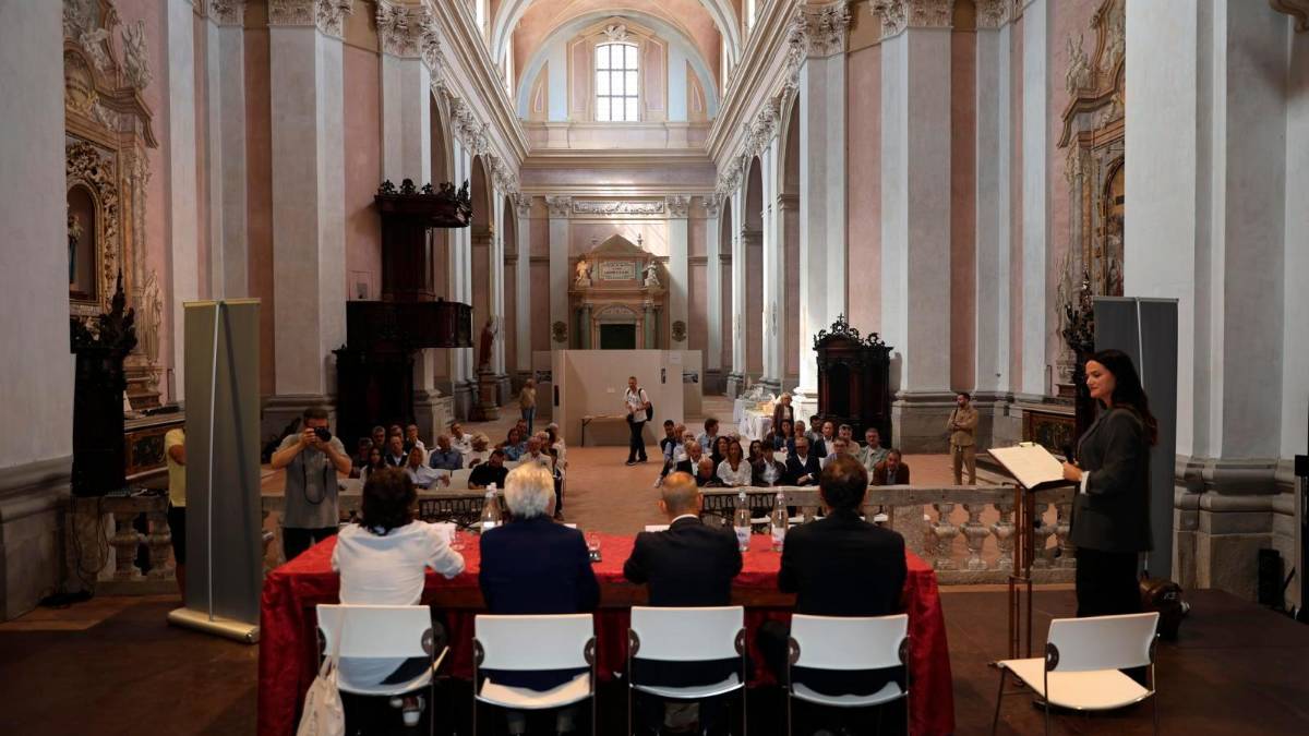 Cesena, omaggio a Dino Manuzzi: la mostra a Sant’Agostino e lo spettacolo al teatro Bonci
