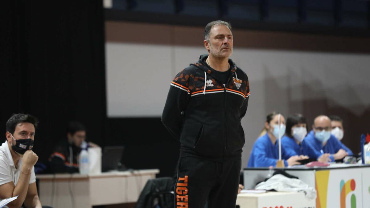 Basket B, i Tigers esonerano Giampaolo Di Lorenzo