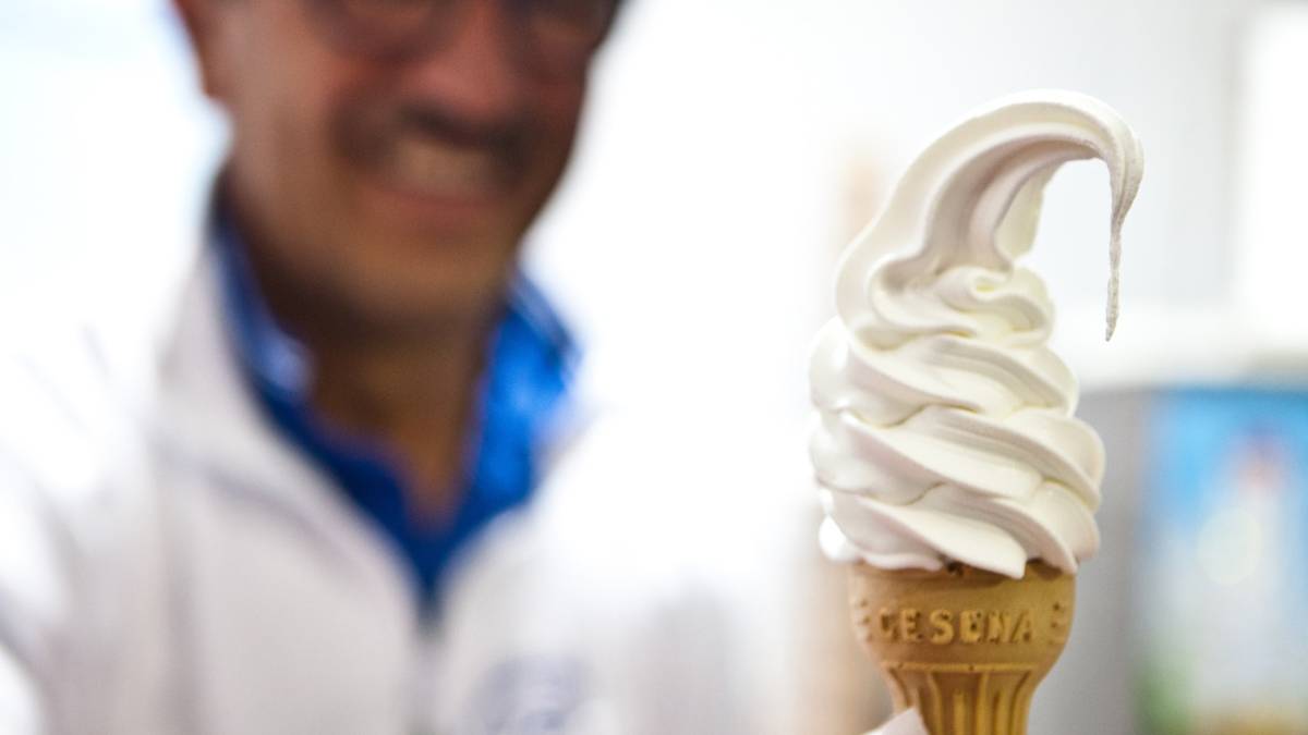 A San Giovanni a Cesena e alla Festa Artusiana di Forlimpopoli il gelato della centrale del latte in aiuto agli alluvionati