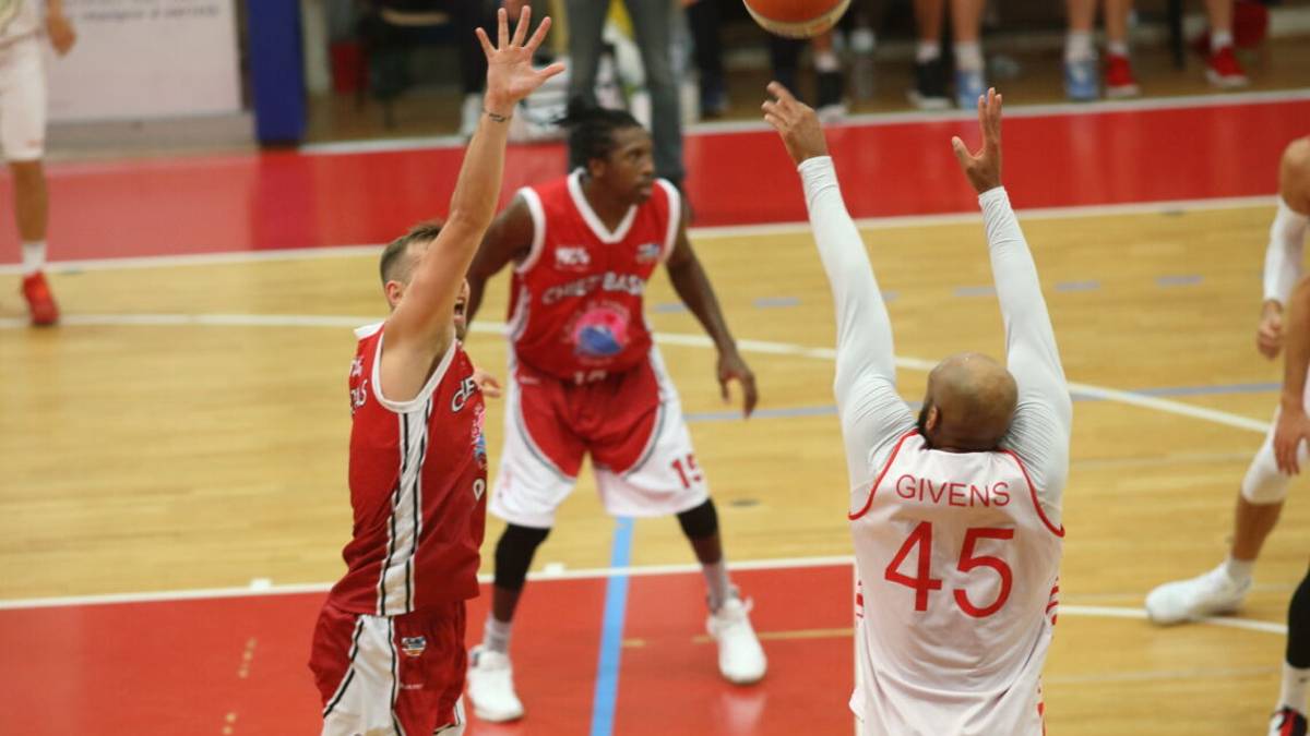 Basket A2, tutti negativi i tamponi in casa OraSì