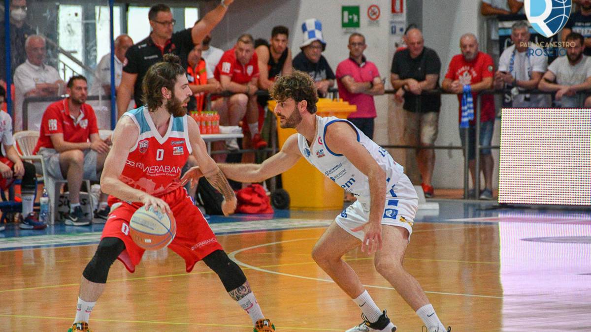 Basket B, RivieraBanca vince 68-72 ed è a 40 minuti dalla A2