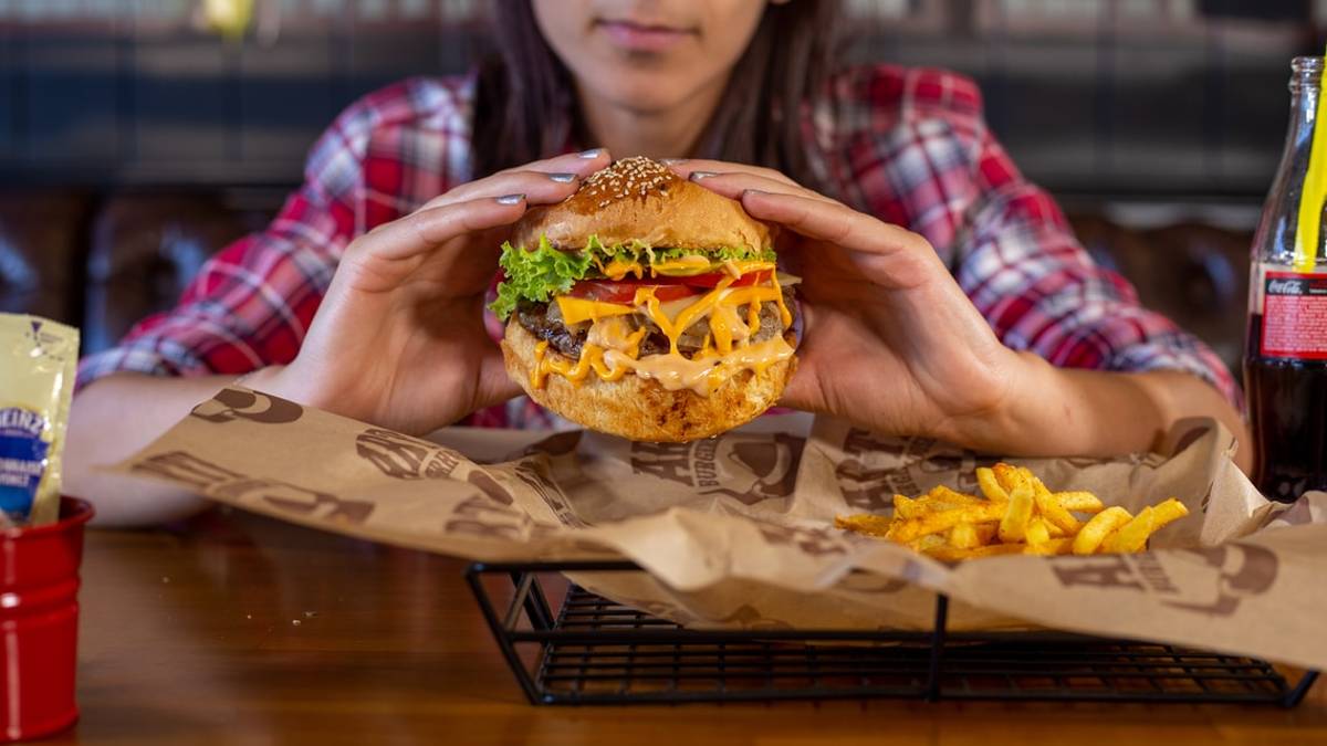 Disturbi alimentari: con la pandemia crescono del 30% tra i giovani