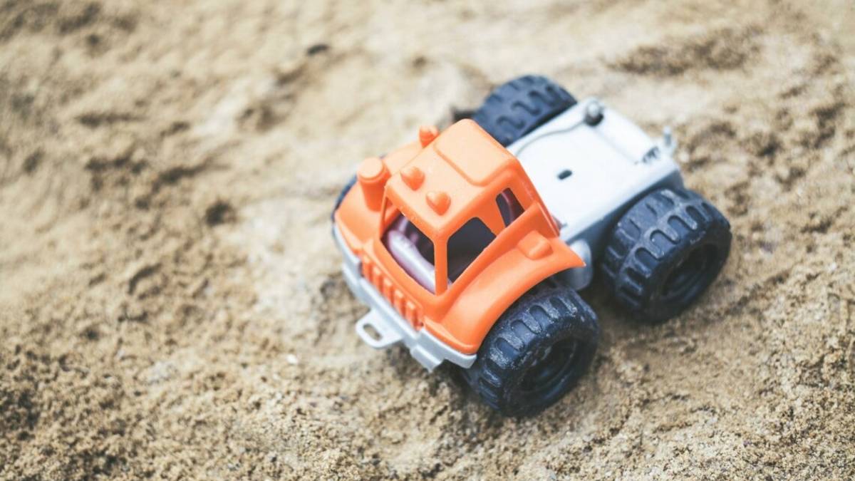 Accessori per escavatori: tutto quello che c'è da sapere sullo spaccalegna a vite
