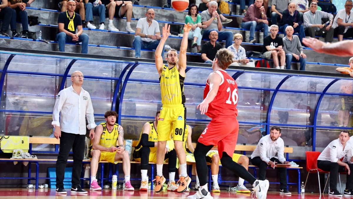 Basket B, la Virtus Imola conferma la guardia Alberti