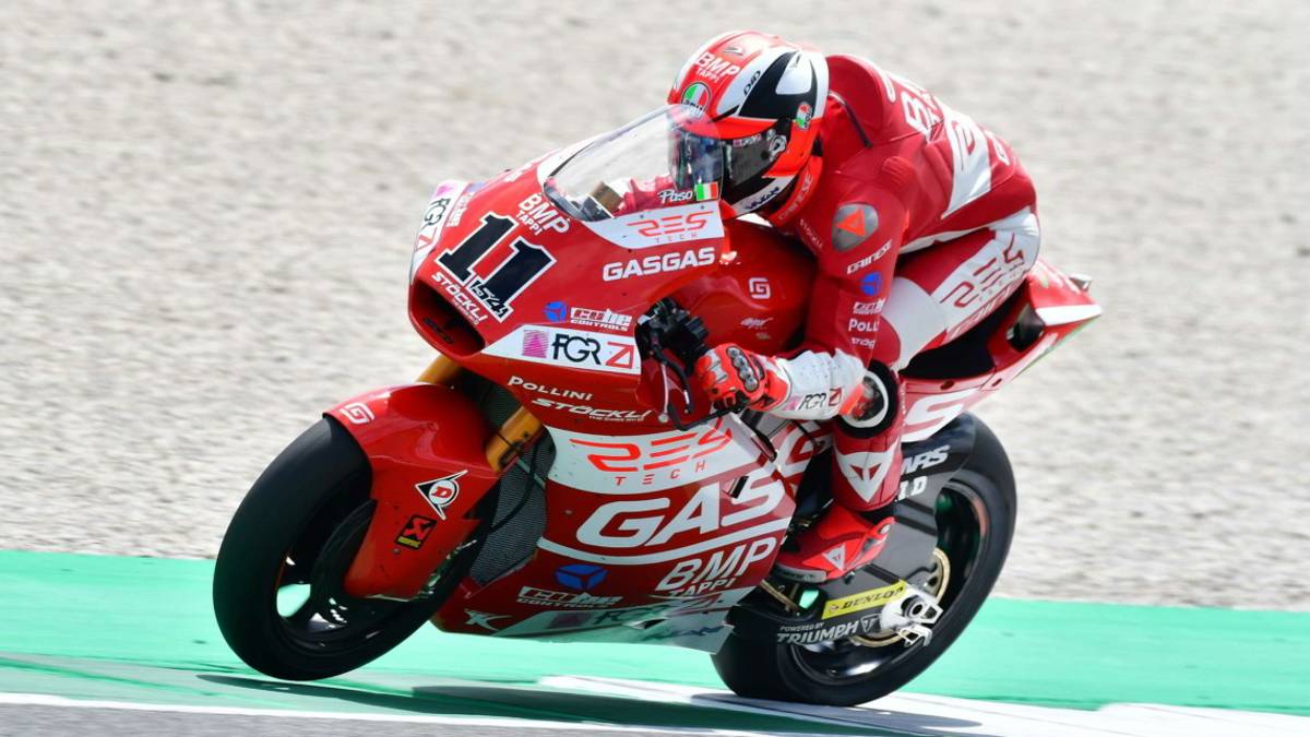 Moto2: il trionfo record di Acosta, un ottimo Pasini chiude 15° e si prende un punto