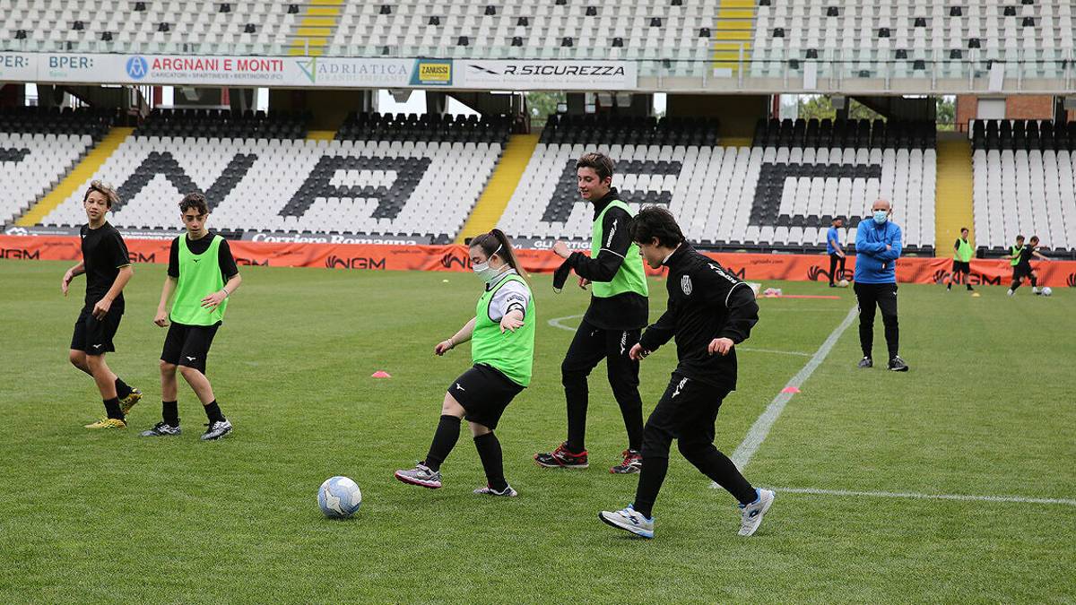 Calcio, a Cesena torna Per un calcio integrato