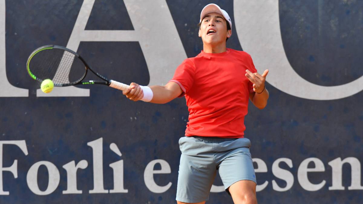 Tennis, Guidi e Pasi avanti tutta al campionati italiani Under 15 di Palermo