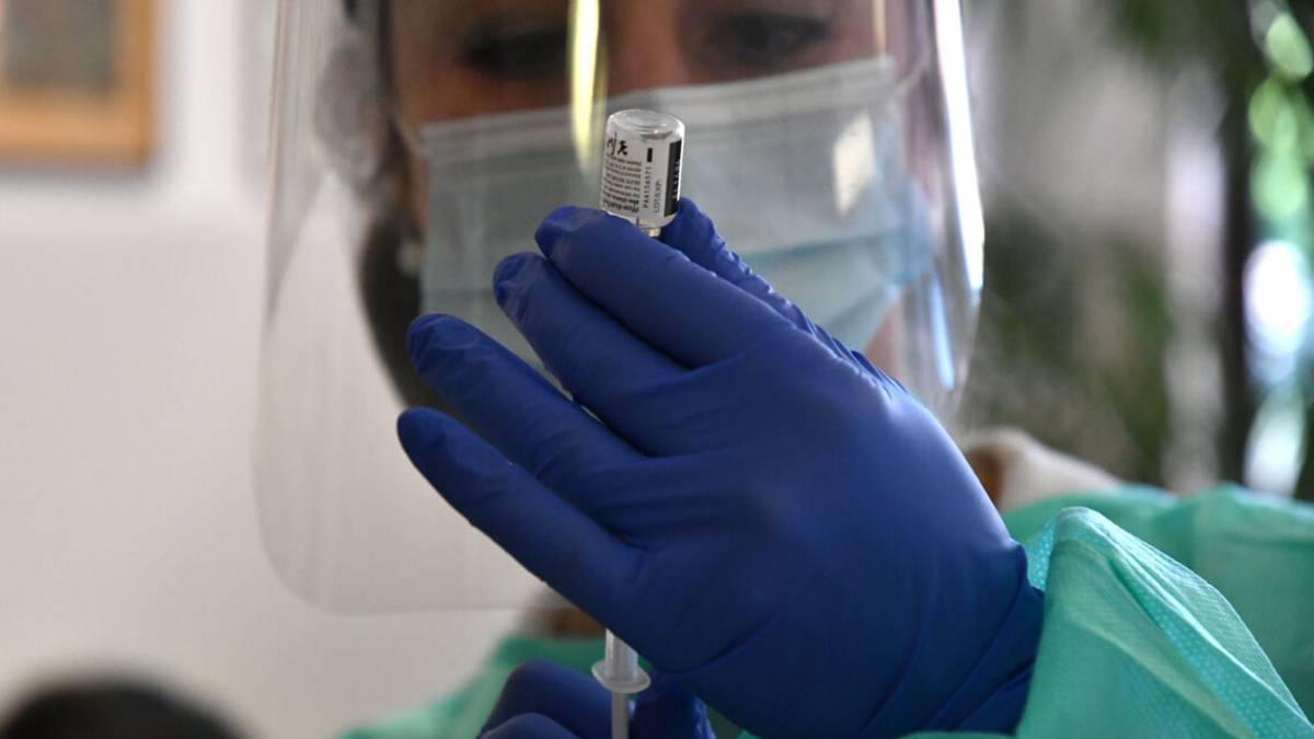 Coronavirus 3 maggio, contagi, casi attivi e ricoveri in calo