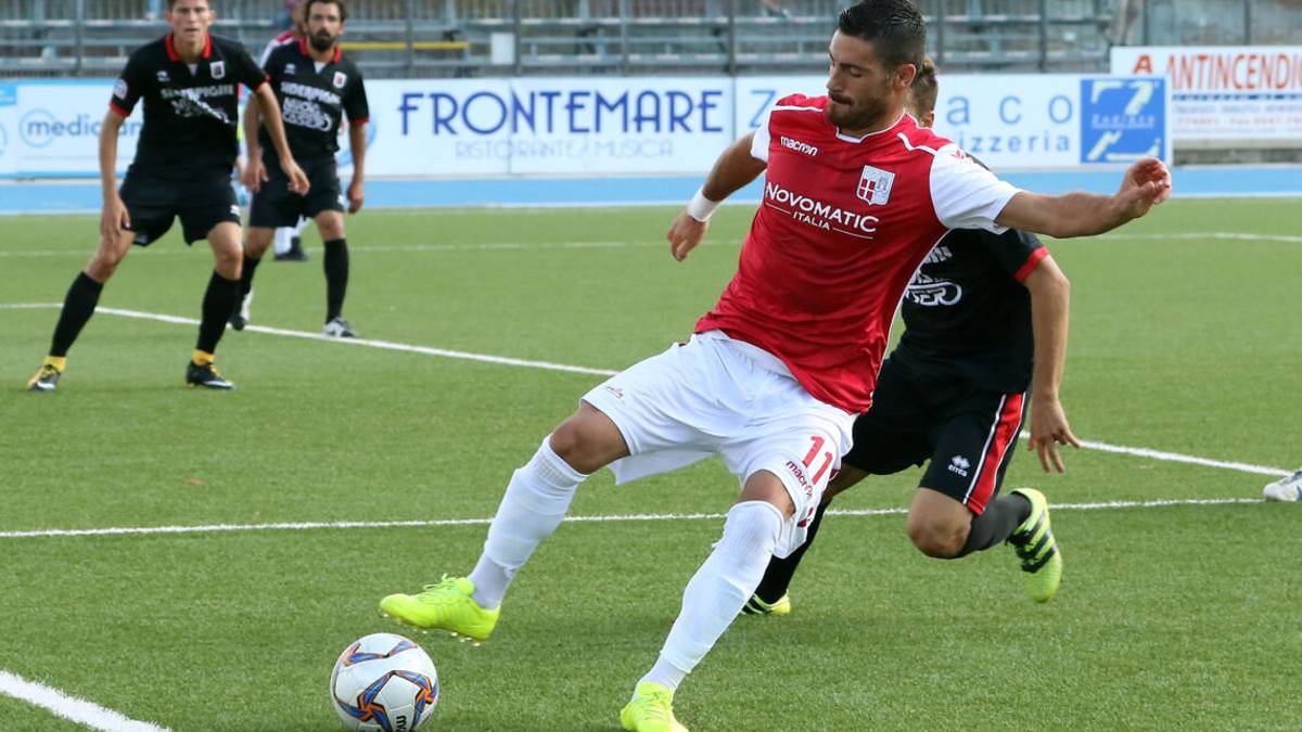 Calcio D, Alex Ambrosini torna a vestire la maglia del Rimini