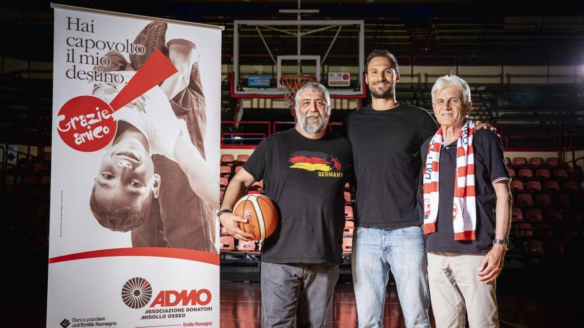 Giachetti e Pallacanestro Forlì 2.015 a sostegno dell'Admo