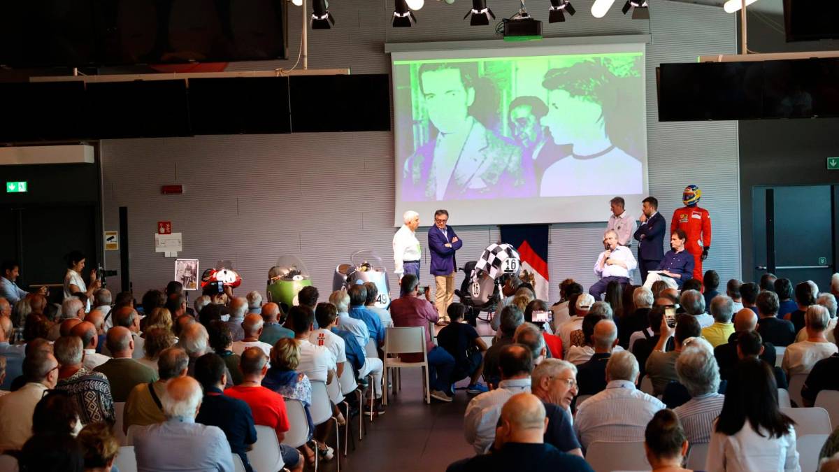 A Imola l’omaggio dei grandi del motociclismo al dottor Costa per “Il giorno della vita” - Gallery