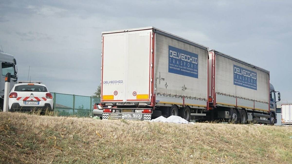 Incidente mortale in A14 tra Faenza e Forlì, muore un 63enne