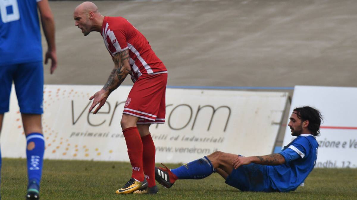 Calcio D, brutto passo falso per il Forlì