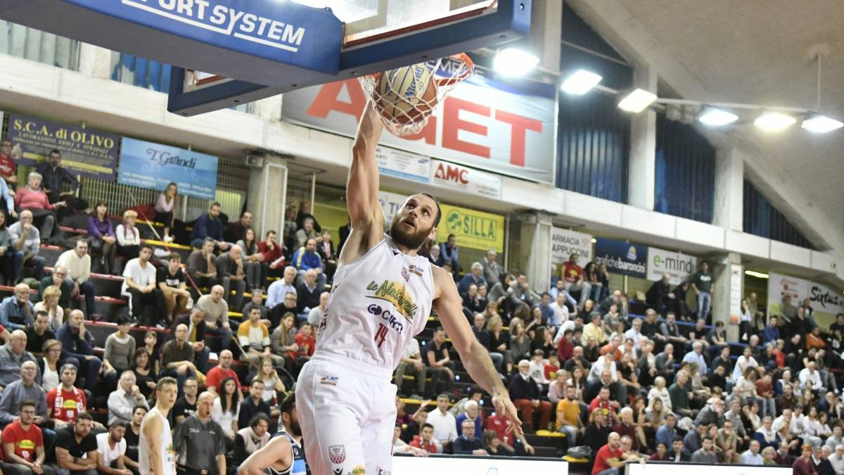 Basket, la Naturelle abbatte Orzinuovi (72-79)