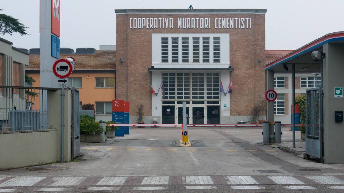 Ravenna, stato di agitazione alla Cmc: “Ritardi nei pagamenti e mancato versamento della quattordicesima”