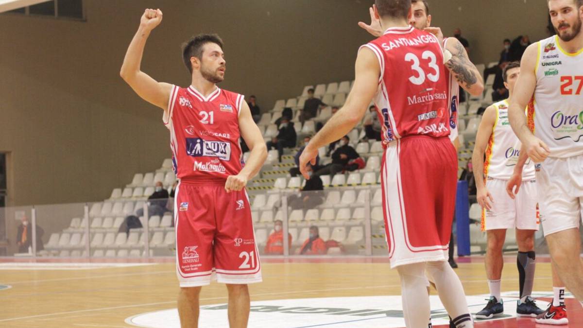 Basket A2, l'OraSì cade in casa con Chieti (57-62) - Gallery