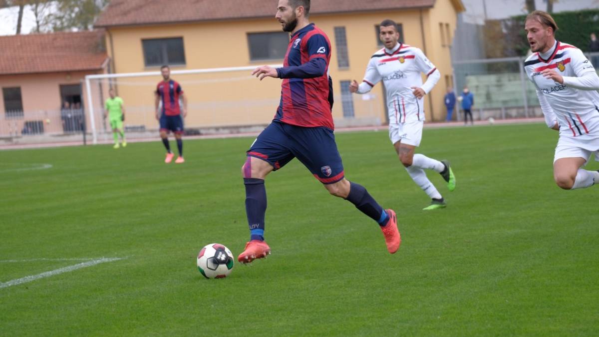Calcio C, l'Imolese fa ricorso d'urgenza per Gianluca Turchetta