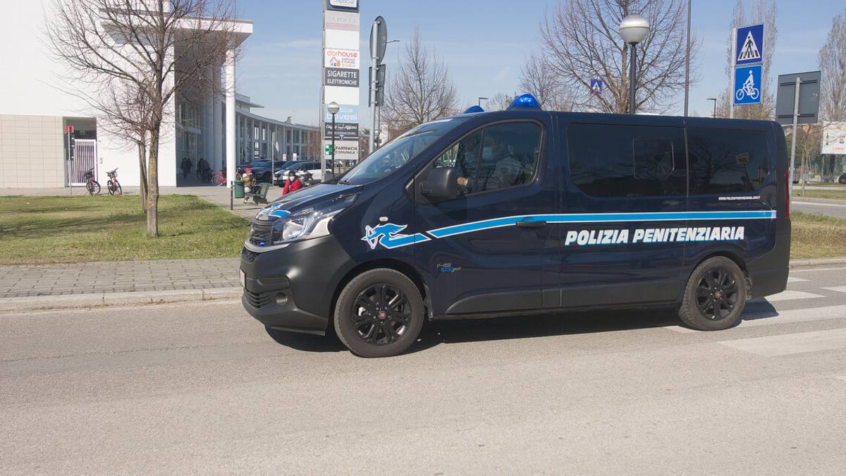 Delitto di Faenza, l'ex marito di Ilenia resta in silenzio