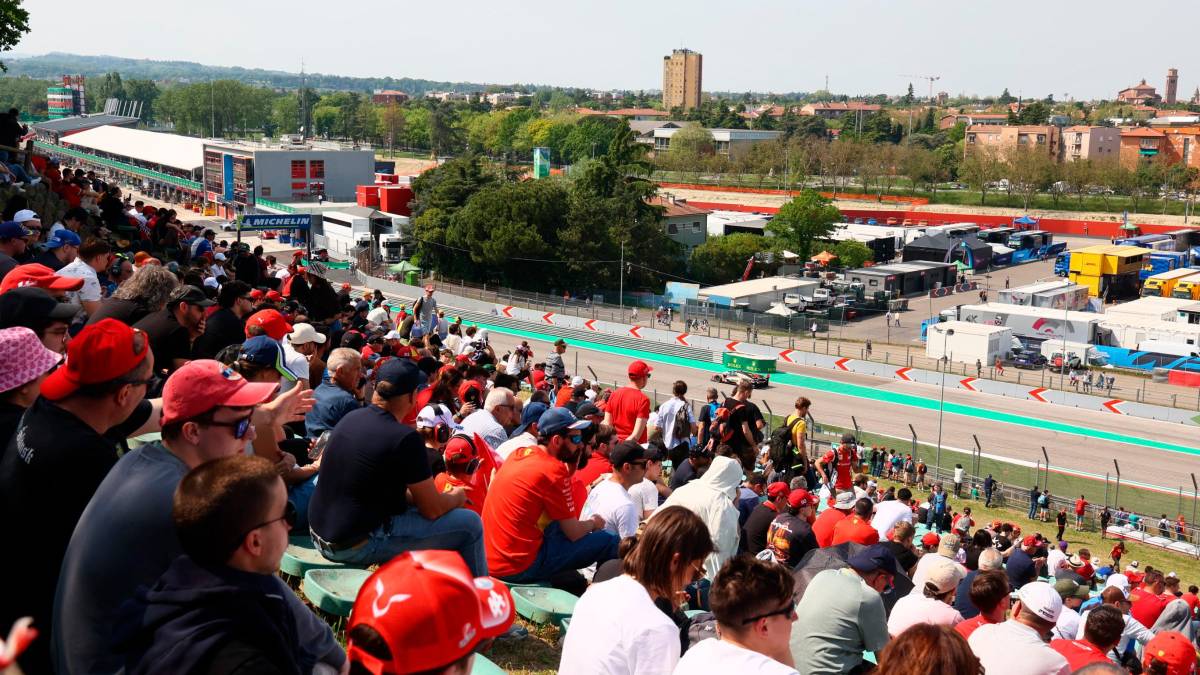 Imola Wec, gli applausi per Kimi Antonelli, il tifo e l’emozione in autodromo il giorno della gara Gallery FOTO MMPH