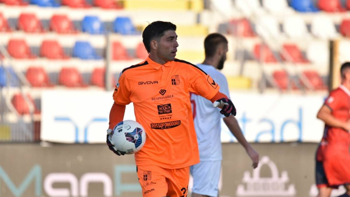 Calcio C, Da raccattapalle del Cesena ad avversario nel derby: Colombo guida il Rimini al Dino Manuzzi
