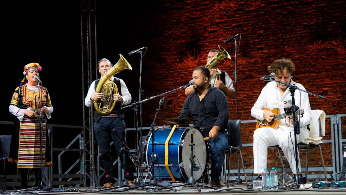 Goran Bregovic applaudito a Bertinoro: “Non c’è niente di puro nella mia musica: è tutto contaminato!” / GALLERY
