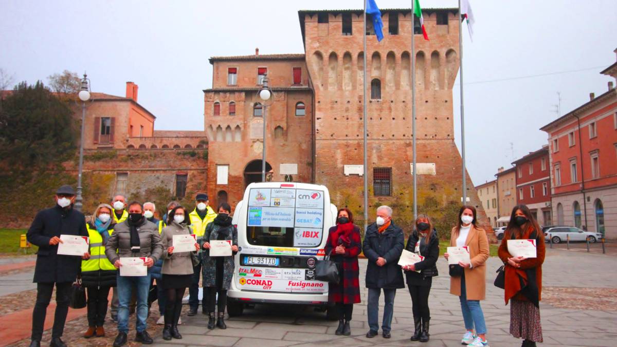 Lugo, da Progetti del cuoreAuser un Fiat Doblò per i diversamente abili