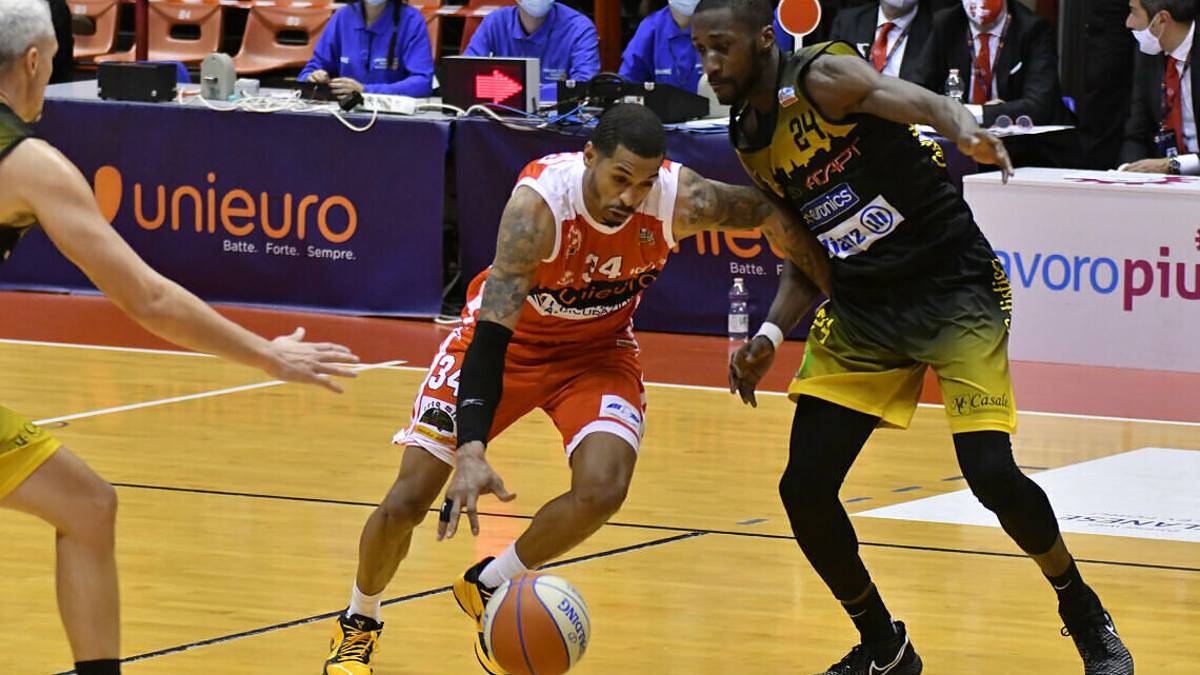 Basket A2, l'Unieuro con Tortona vuole ripartire di slancio