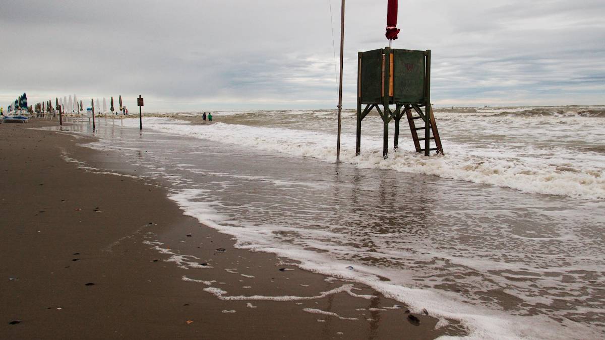 Erosione a Punta Marina qualche anno fa