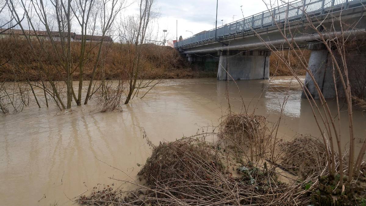 Maltempo Ravenna, evacuazione totale per Santerno e Ammonite