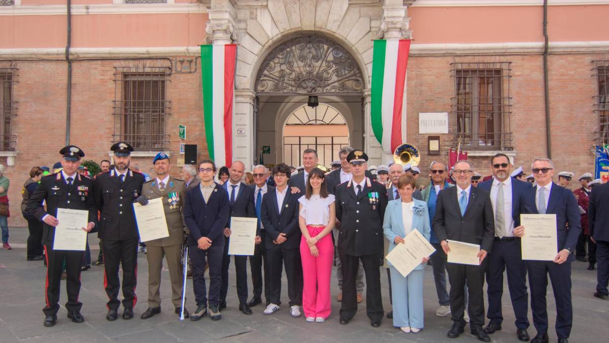 Ravenna. La città celebra la Repubblica Italiana e premia i cittadini