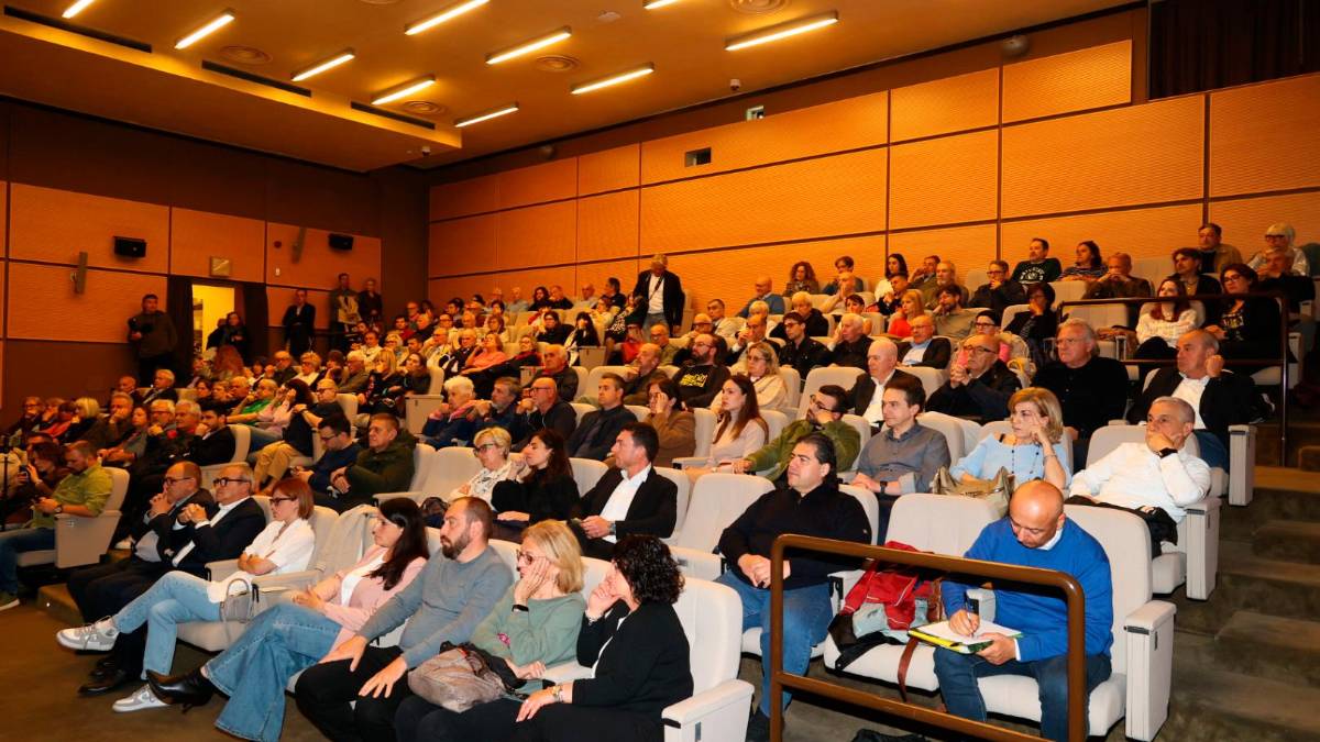 Imola verso il voto, l’ultimo confronto pubblico dei cinque candidati su centro storico, autodromo, sanità, urbanistica e infrastrutture, velox GALLERY FOTO MMPH