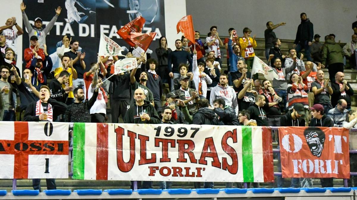 Basket, la prevendita per i tifosi dell'Unieuro a Ravenna