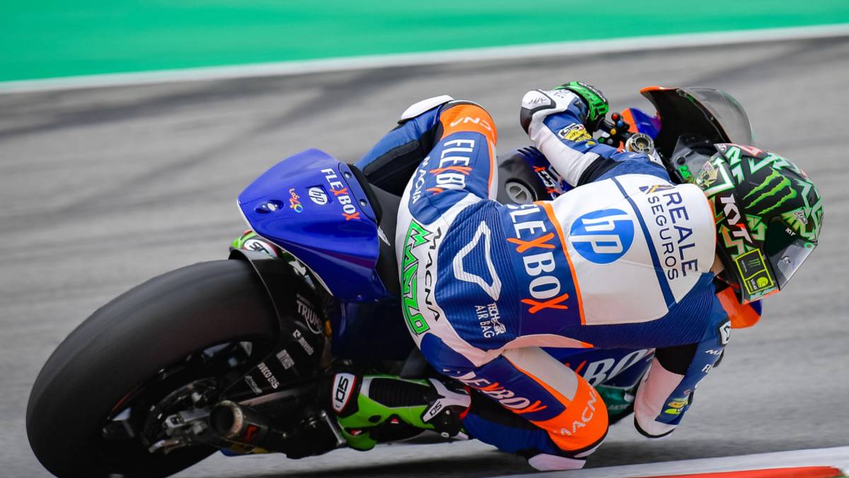 Moto2, Fernandez davanti a tutti, una caduta ferma Manzi sul più bello