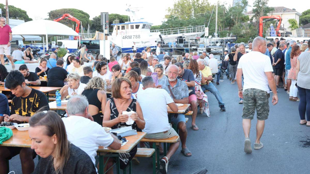 Cesenatico, la rustida benefica è stata un successo - Gallery