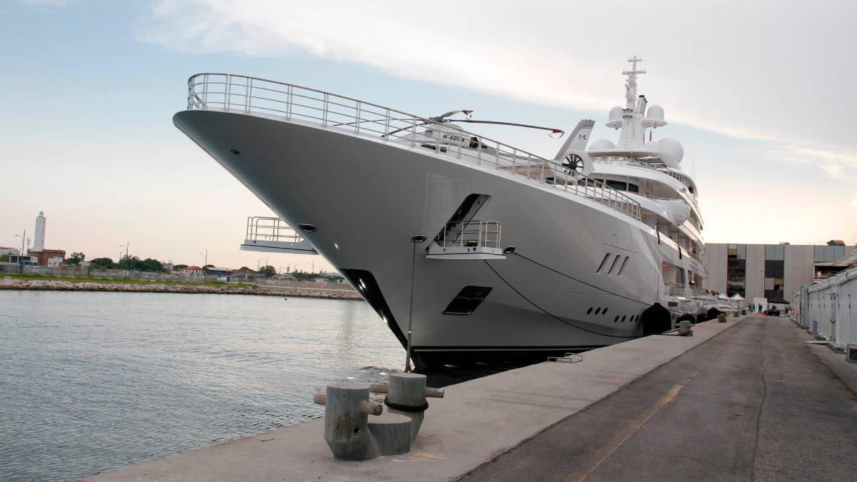 Ravenna, arriva lo yacht da quasi mezzo miliardo di dollari dell’ambasciatore degli Usa GALLERY