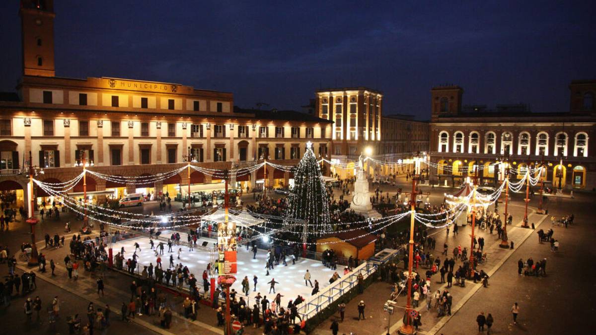 Forlì: Il budget delle luminarie natalizie agli alluvionati. Ugl ed Europa Verde insistono