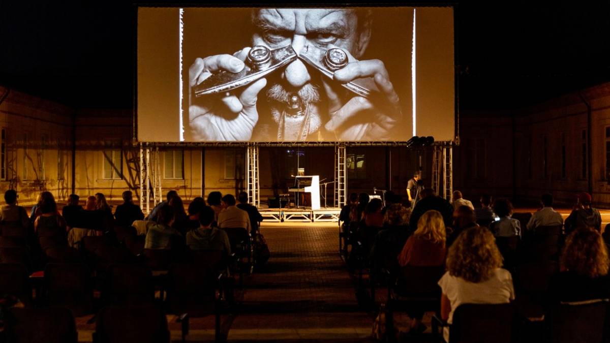Cesena, torna il cinema all'aperto: il Comune cerca operatore economico per la gestione dell'arena