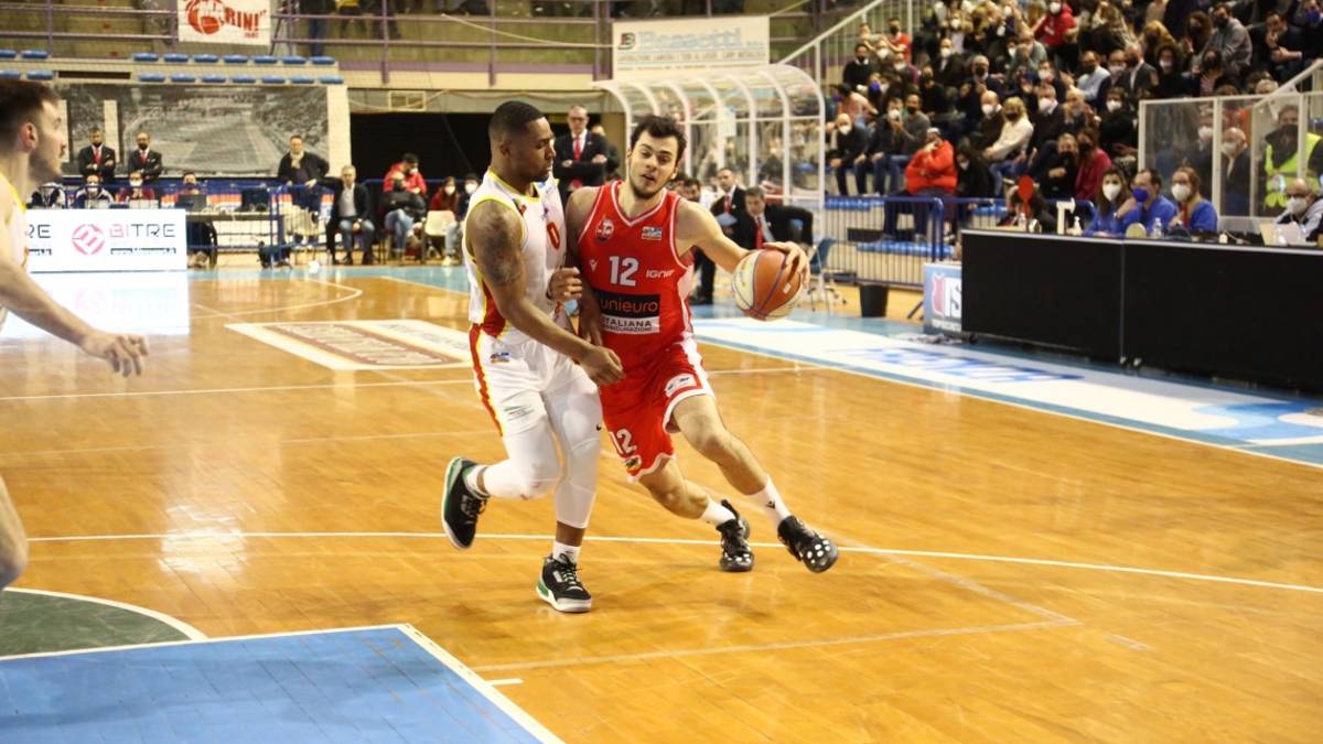 Basket A2, Unieuro: qualche progresso per Palumbo