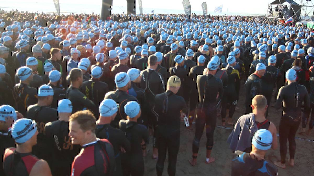 Triathlon, per il maltempo slitta l'Ironman a Cervia. Gare posticipate a domenica