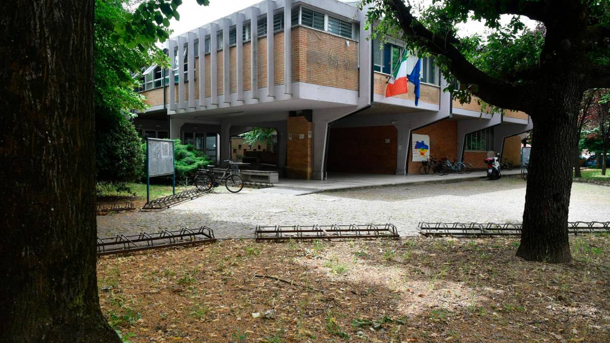Le scuole Saffi-Alberti e Matteucci, teatro dei disordini di sabato mattina