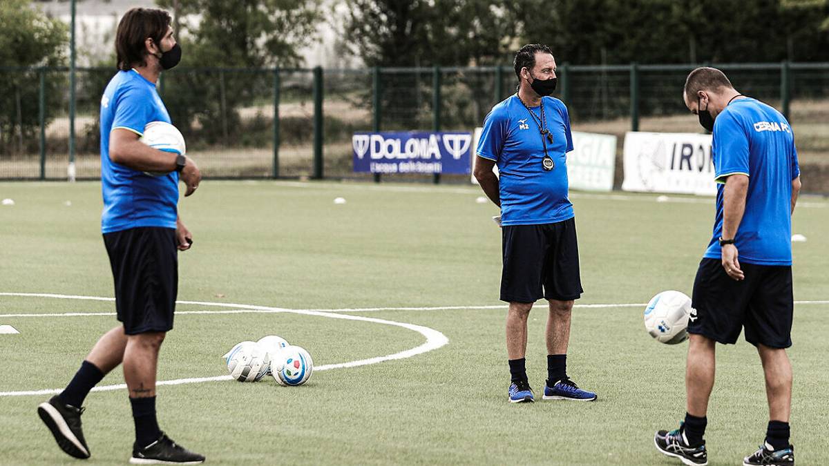 Calcio C: Cesena, conferma in blocco per staff tecnico e medico