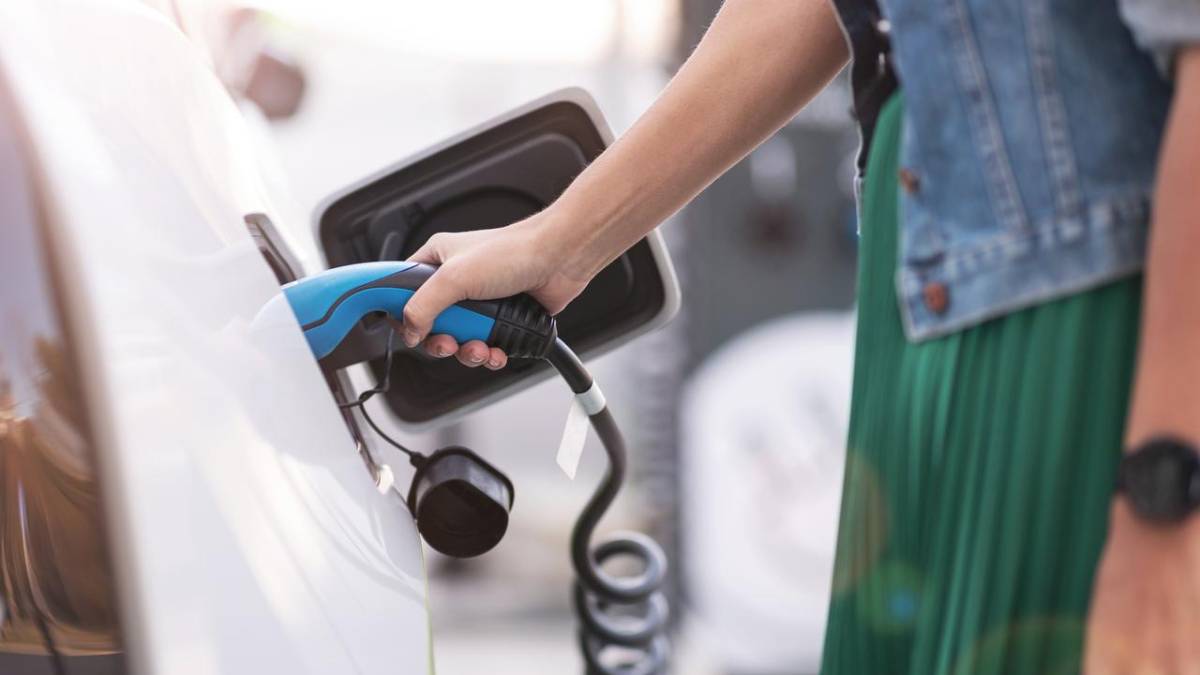 Auto elettriche: Forlì-Cesena al top in regione, Ravenna terza, Rimini ottava