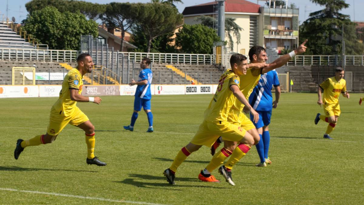 Calcio D, Antonini Lui: Ravenna, ora i play-off per chiudere al meglio un'ottima stagione