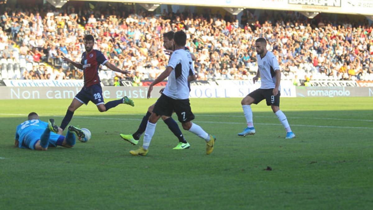 Calcio, il Cesena chiede la sospensione dei campionati