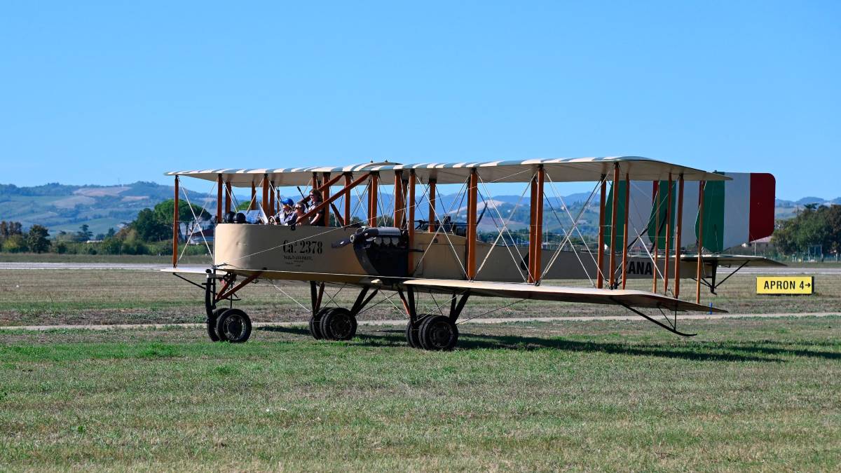 Forlì, i 90 anni dell’aeroporto “Ridolfi” VIDEO E FOTOGALLERY