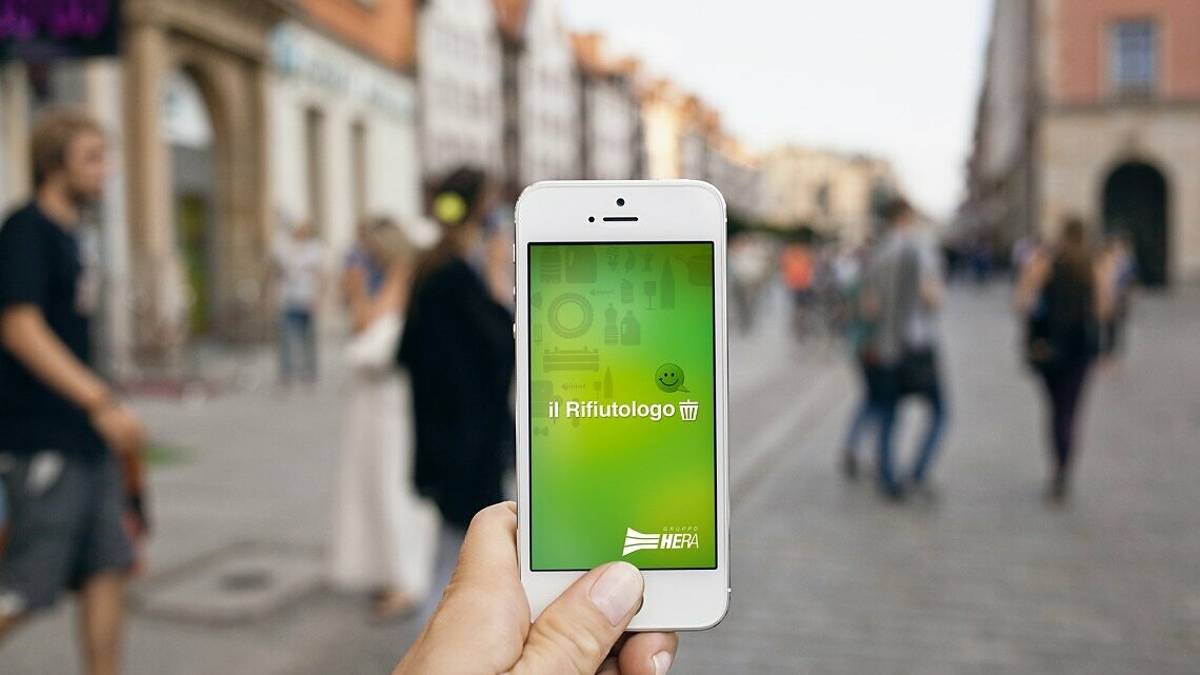 A Forlì-Cesena 7.200 download per l'app Il Rifiutologo