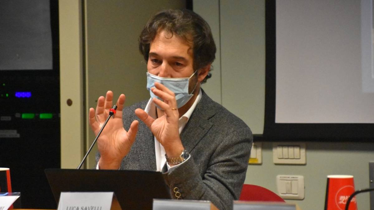 Forlì, l'importanza dell'ecografia nella ginecologia: concluso il corso del dottor Savelli